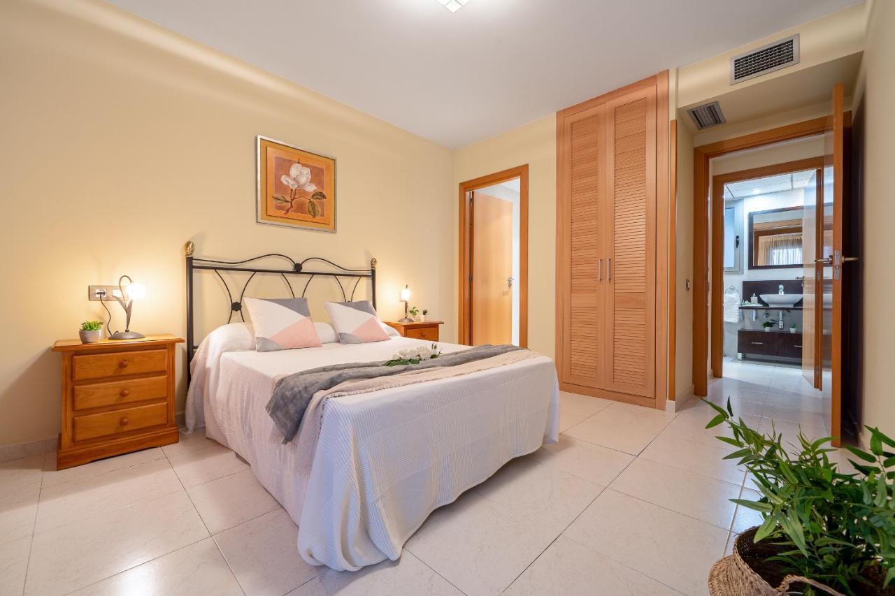 Alea Rentals - Maldivas La Pineda Bagian luar foto